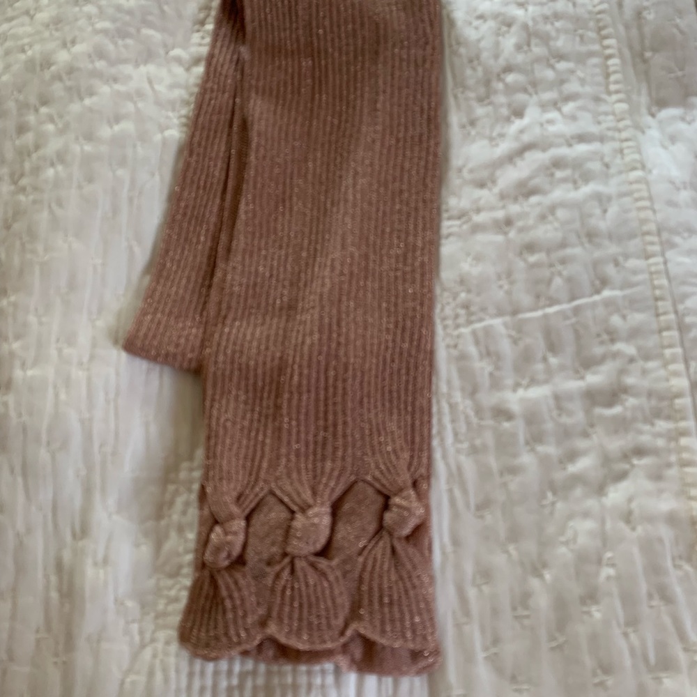 Talbots metallic oblong scarf in rose gold with beautiful knot details. NWOT.